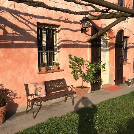 Agriturismo Il Pettirosso Landhaus *