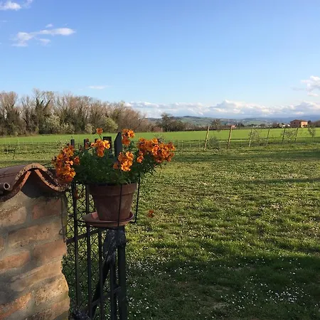 Agriturismo Il Pettirosso Landhaus Forlì