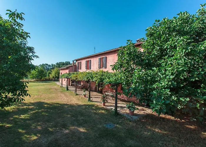Agriturismo Il Pettirosso Kır Evi