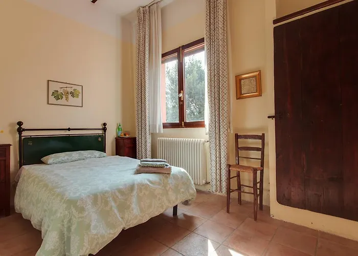 Agriturismo Il Pettirosso Kır Evi *